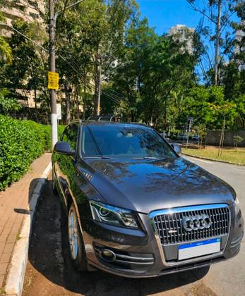 AUDI Q5 2.0 TFSI AMBIENTE 16V 211CV GASOLINA 4P AUTOMÁTICO AUDI Q5 2.0 TFSI AMBIENTE 16V 211CV GASOLINA 4P AUTOMÁTICO